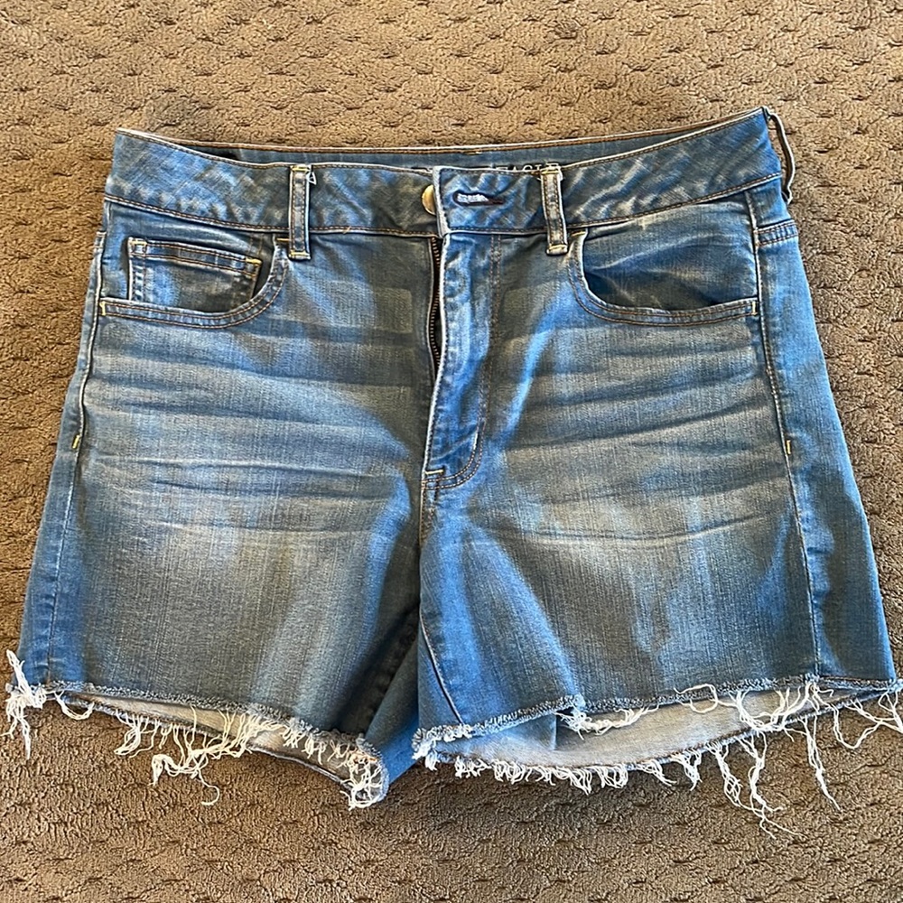 American Eagle distressed shorts